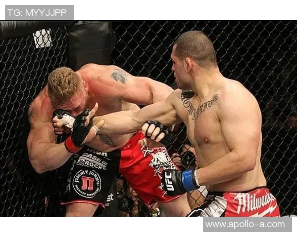 UFC凯恩与菲多的巅峰对决谁将成为传奇之战的胜者